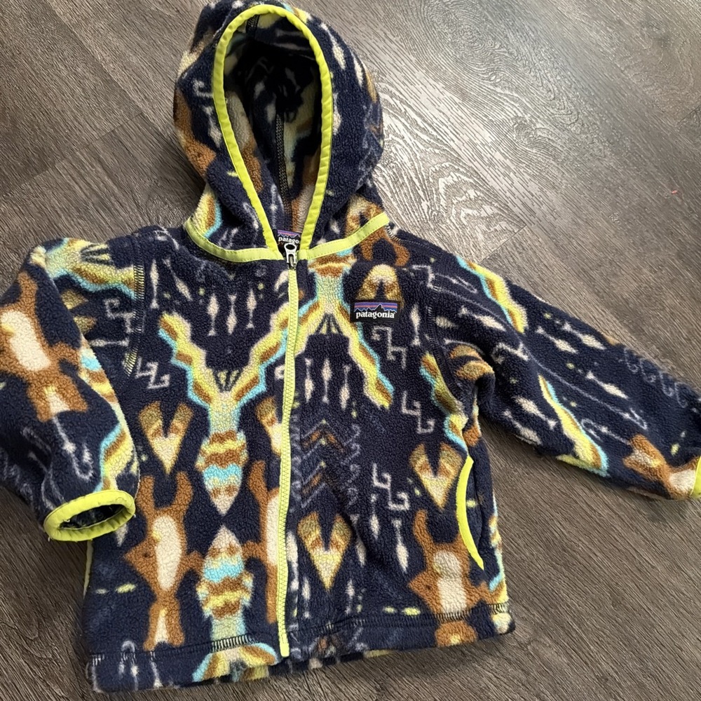 Patagonia Synchilla Cardigan Hoodie Baby 6-12M Fleece Jacket Bear Fish Pattern